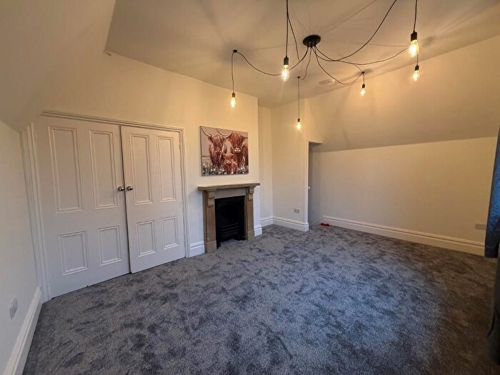 2 Bedroom Property For Sale In Pearson Park, Hull, HU5