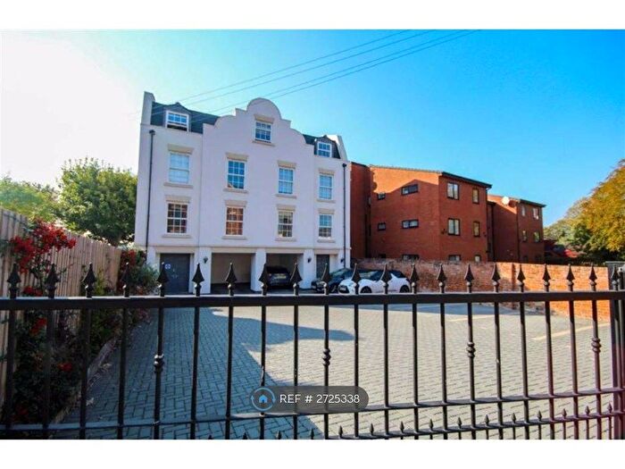 2 Bedroom Flat To Rent In Bridgewater House, Chester, CH1
