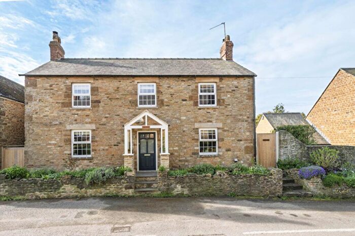 4 Bedroom Detached House For Sale In Sibford Gower, Banbury, OX15