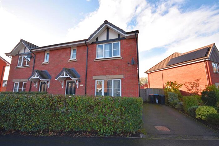 3 Bedroom Semi Detached House For Sale In Roften Way, Hooton, Ellesmere Port, CH66