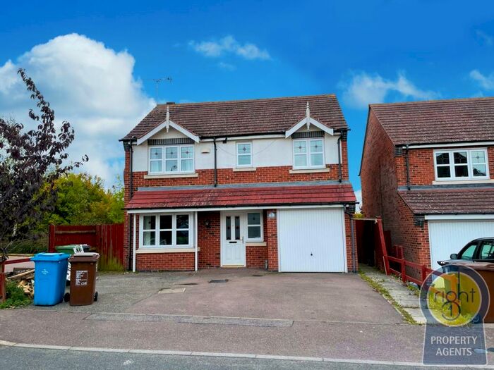 4 Bedroom Detached House To Rent In Flatford Close, Corby, NN18