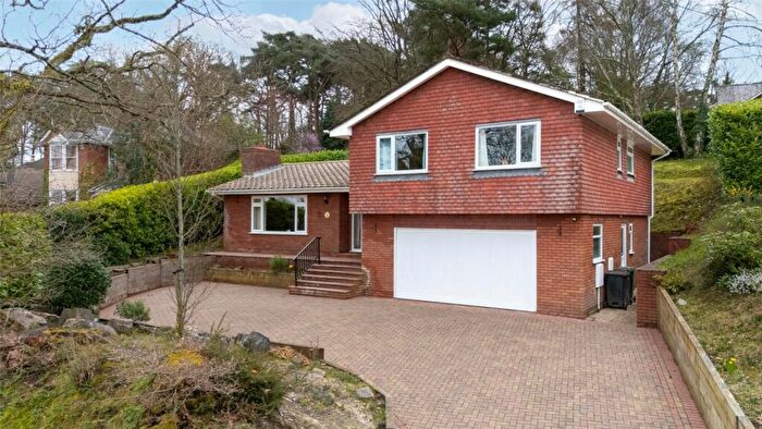 4 Bedroom Detached House For Sale In Lonnen Road, Colehill, Wimborne, Dorset, BH21