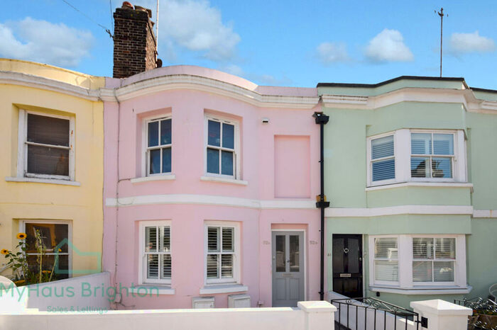 2 Bedroom Maisonette To Rent In Surrey Street, Brighton, BN1