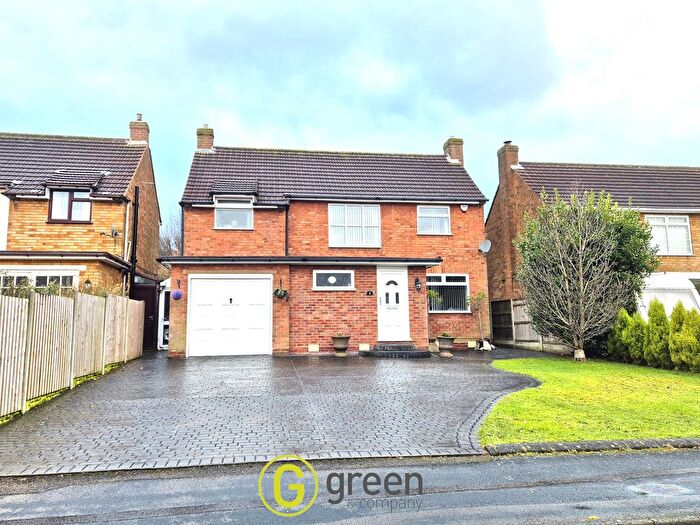 3 Bedroom Detached House To Rent In Hawthorn Road, Streetly, Sutton Coldfield, West Midlands, B74