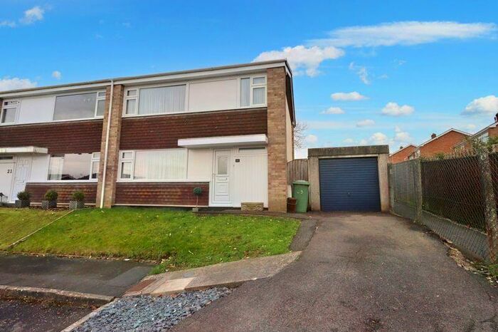 3 Bedroom House To Rent In Berkeley Road, Street, BA16