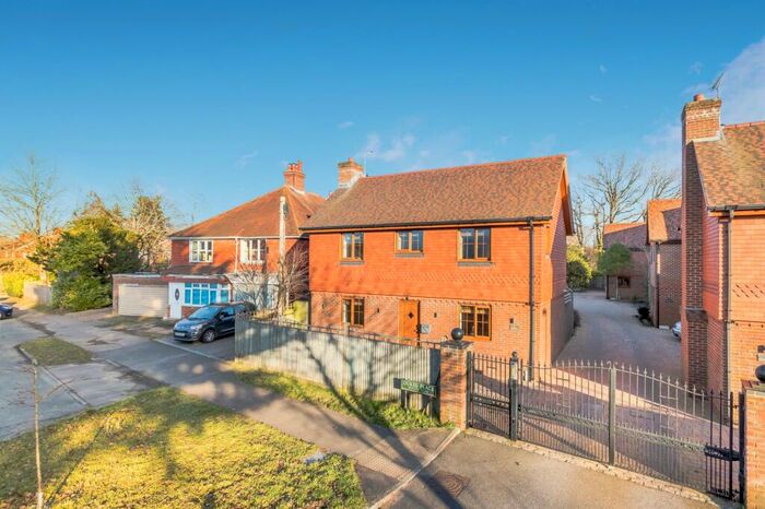 4 Bedroom Detached House To Rent In Dukes Place, Sayers Common, BN6