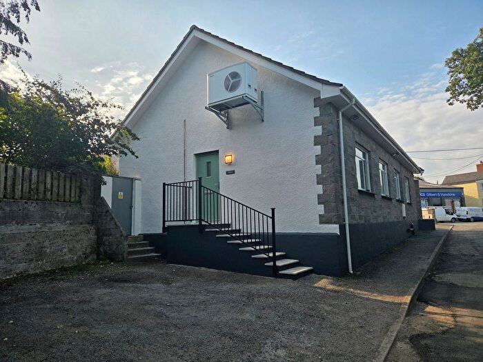2 Bedroom Semi-Detached Bungalow To Rent In Kilkhampton, Bude, EX23