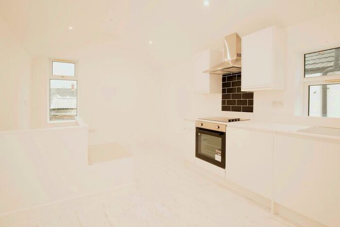 2 Bedroom Apartment To Rent In Cowbridge Road East, Canton, CF5