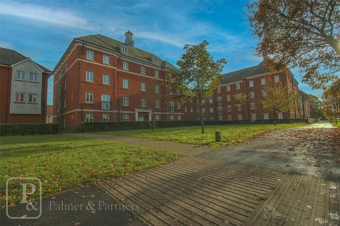 2 Bedroom Flat To Rent In Vitoria Mews, Colchester, Essex, CO2