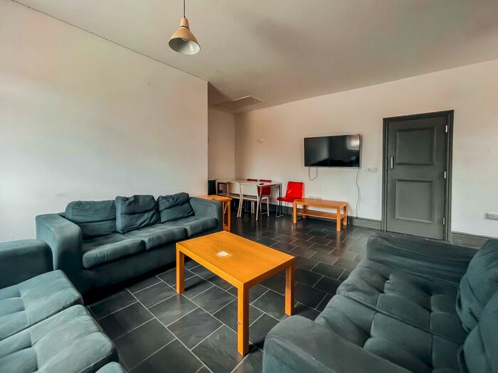 7 Bedroom Flat To Rent In High Street, Loughborough, LE11