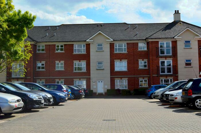 1 Bedroom Flat To Rent In Stapleford Close, Chelmsford, CM2