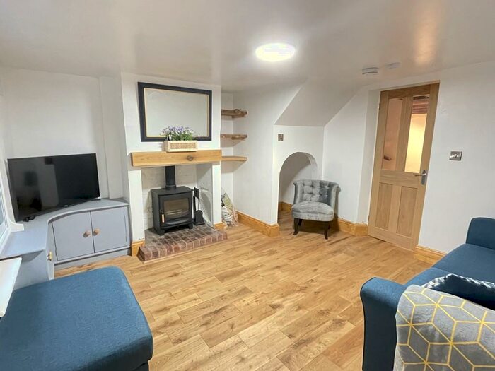 2 Bedroom Terraced House To Rent In Buxton Road, Ashbourne, DE6