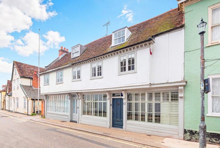 4 Bedroom Town House For Sale In Bury St. Edmunds, Suffolk, IP33