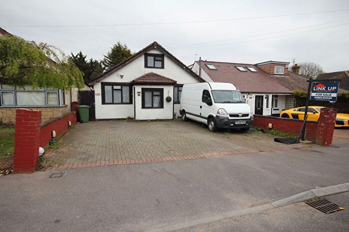 5 Bedroom Detached Bungalow For Sale In Pield Heath Avenue, Uxbridge, UB8