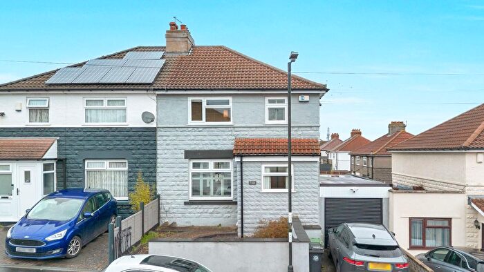 3 Bedroom Semi Detached House For Sale In Valley Road, Bristol, BS13