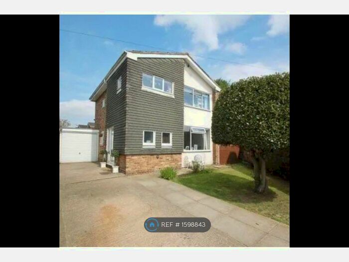 3 Bedroom Detached House To Rent In Inkerman Drive, Hazlemere, High Wycombe, HP15