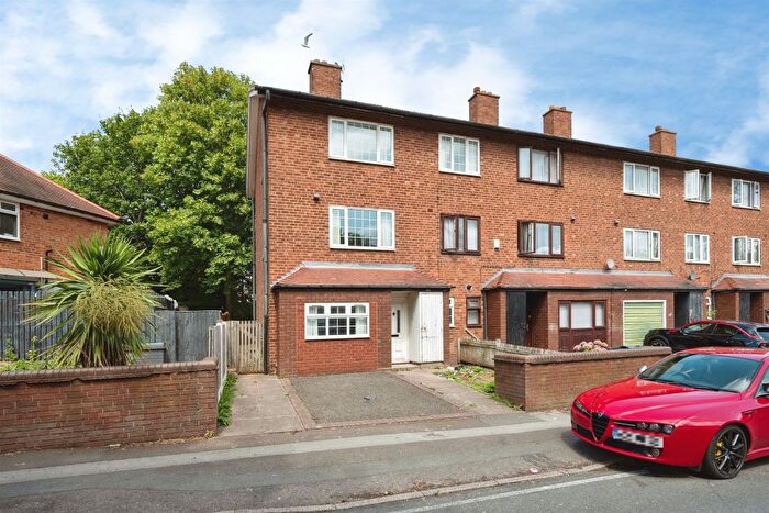 4 Bedroom End Of Terrace House For Sale In Johnstone Street, Birmingham, B19