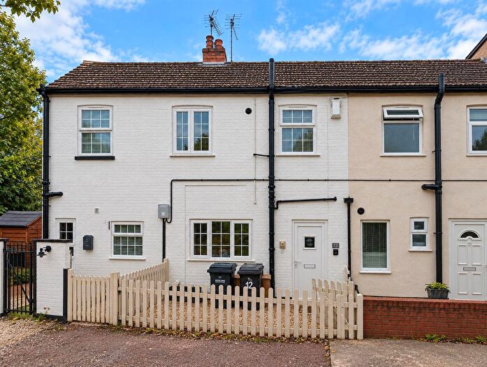 2 Bedroom Cottage For Sale In Brooklyn Avenue, Burton Joyce, Nottingham, NG14