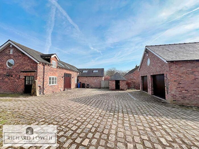 5 Bedroom Detached House For Sale In Old Hall Lane, Woodford, SK7