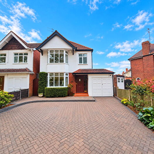 3 Bedroom Detached House For Sale In Park Walk, Quarry Bank, Brierley Hill, DY5