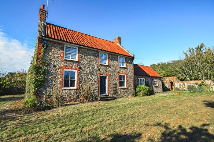 2 Bedroom Farm House To Rent In North Creake, NR21