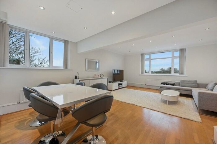 4 Bedroom Apartment To Rent In Carlton Hill, London, NW8