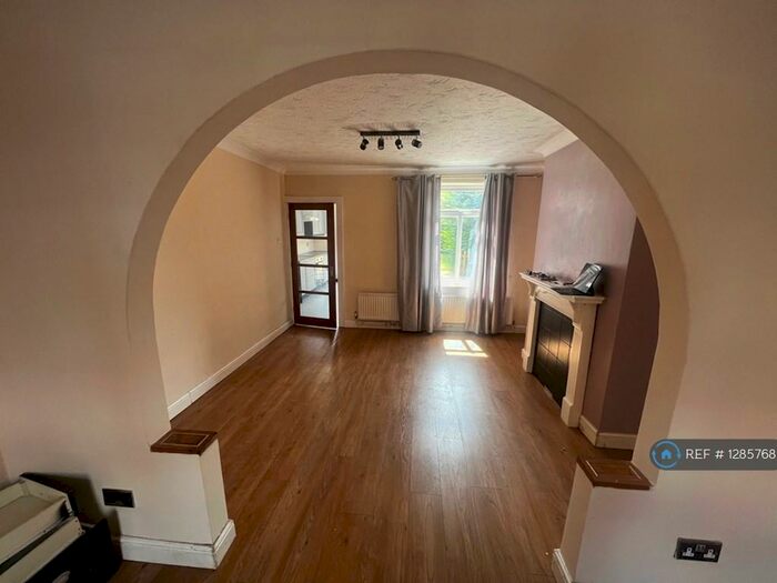 3 Bedroom Semi-Detached House To Rent In Opportune Road, Wisbech, PE13