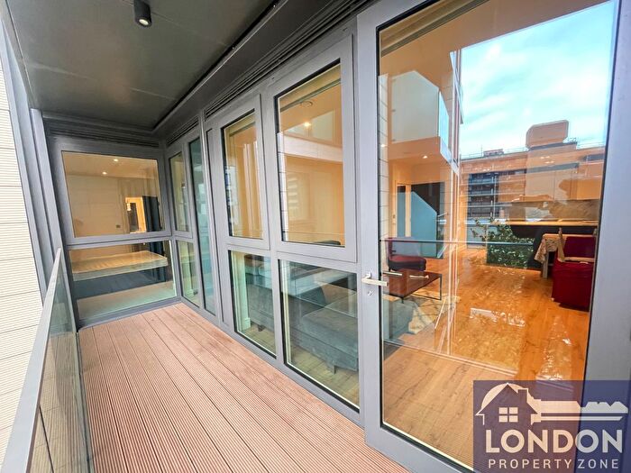 2 Bedroom Flat To Rent In Glenthorne Road, Hammersmith, W6