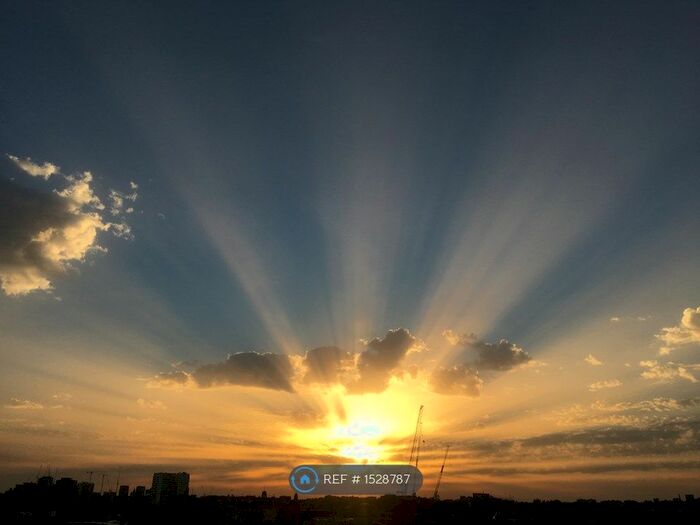 3 Bedroom Flat To Rent In Collingwood House, London, W1W