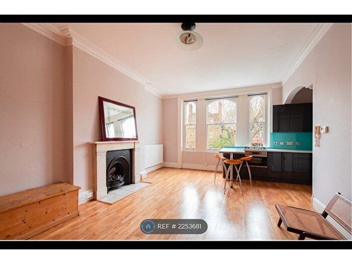 Studio To Rent In Steeles Road, London, NW3