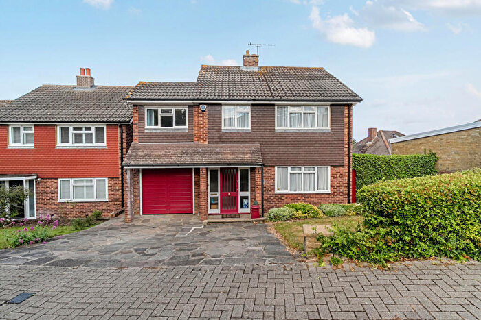 4 Bedroom Detached House For Sale In Glentrammon Avenue, Orpington, BR6