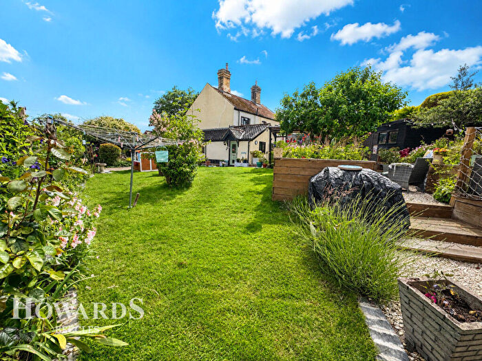 3 Bedroom Cottage For Sale In The Street, Beccles, NR34