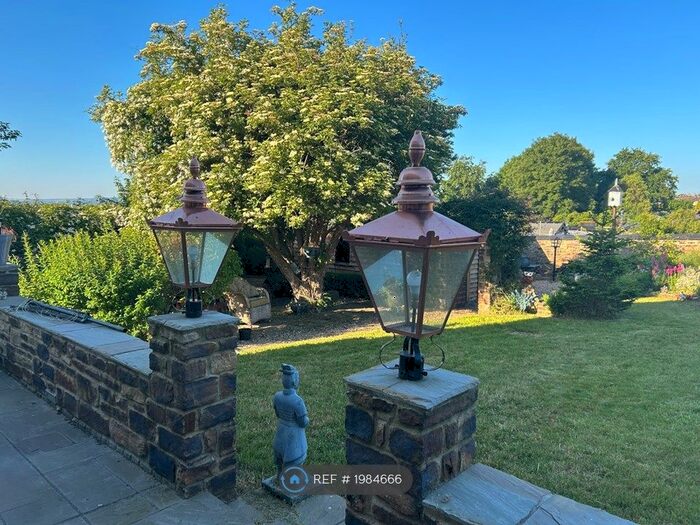 Studio To Rent In Russell Place, Durham, DL15