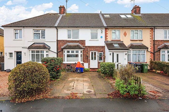 3 Bedroom Terraced House For Sale In Mowbray Road, Cambridge, CB1