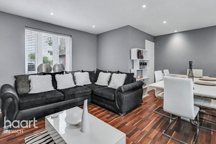 4 Bedroom Detached House For Sale In Westleton Way, Felixstowe, IP11