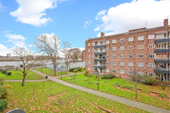 2 Bedroom Flat To Rent In Thames Street, Greenwich, SE10