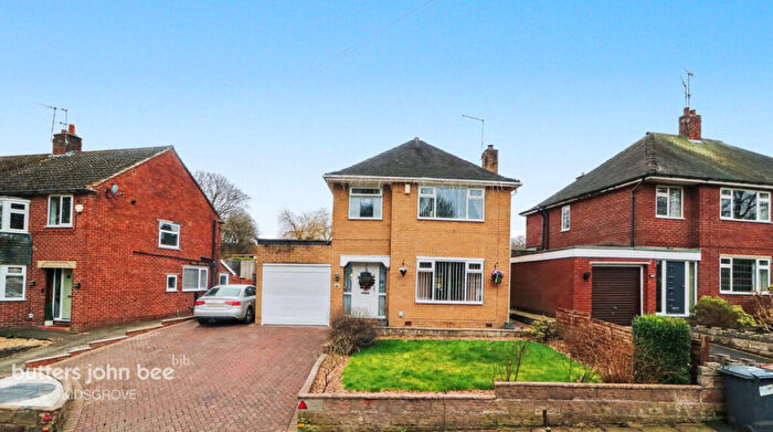 3 Bedroom Detached House For Sale In Kinnersley Avenue, Stoke-On-Trent, ST7