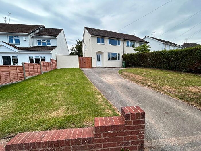 3 Bedroom Property To Rent In Lutley Avenue, Halesowen, B63