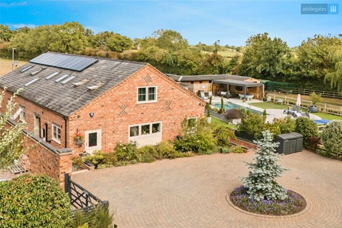 4 Bedroom Barn Conversion For Sale In Henhull, Nantwich, Cheshire, CW5