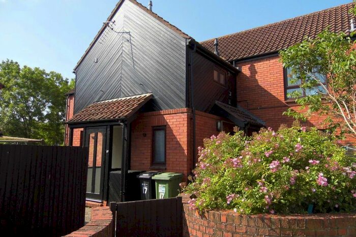 1 Bedroom Flat To Rent In Brunel Court, Hereford, HR4