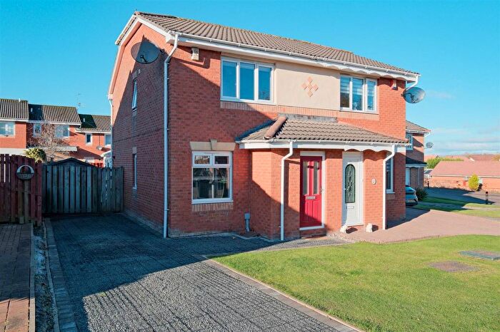 2 Bedroom Semi Detached House For Sale In Maple Crescent, Cambuslang, Cambuslang, G72