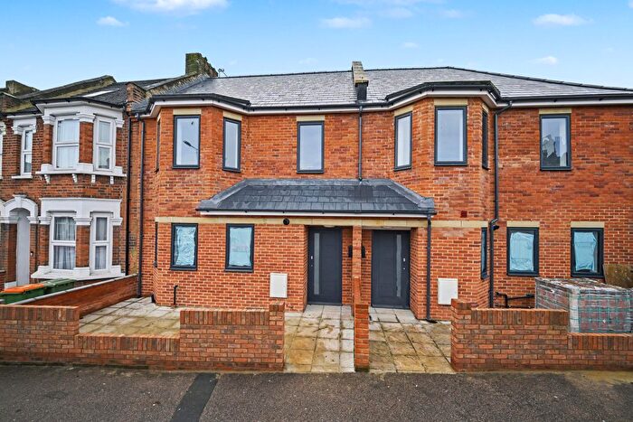 2 Bedroom Terraced House For Sale In Shakespeare Crescent, London, E12