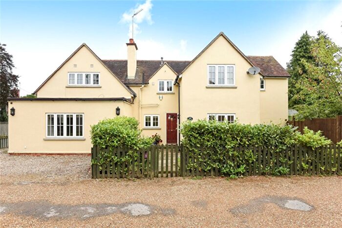 4 Bedroom Detached House To Rent In Charters Road, Sunningdale, Berkshire, SL5
