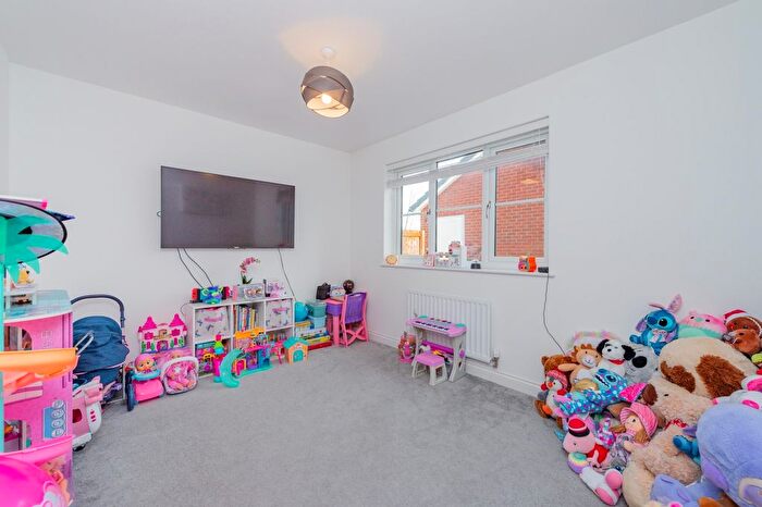 5 Bedroom Detached House For Sale In Riddles Avenue, Willaston, Nantwich, Cheshire, CW5