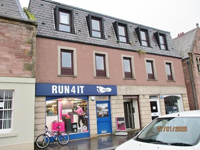 3 Bedroom Flat To Rent In Huntly Street, Inverness, IV3