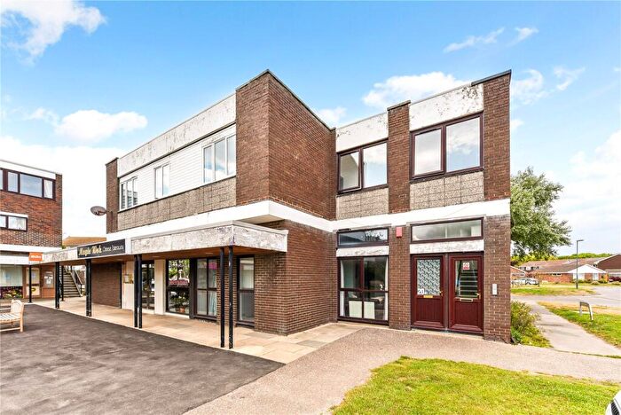 3 Bedroom Apartment For Sale In The Parade, Bognor Regis, West Sussex, PO21
