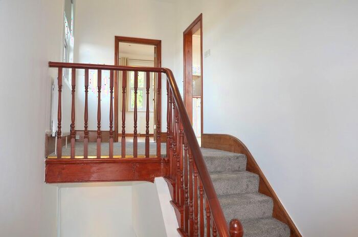 2 Bedroom Flat To Rent In Newlands Park, Sydenham, SE26