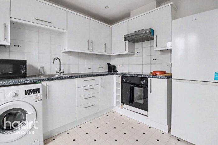 3 Bedroom Apartment To Rent In Albany Gardens, Colchester, CO2