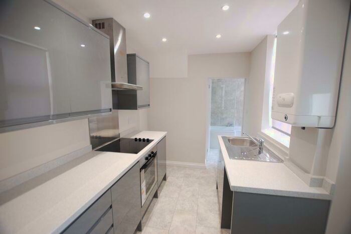 2 Bedroom Flat To Rent In Salters Road, Gosforth, NE3