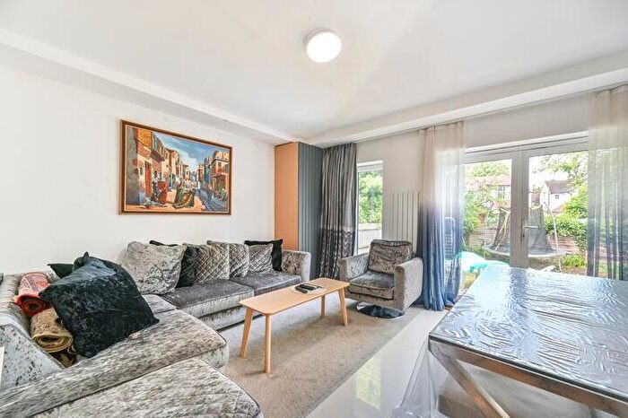 7 Bedroom Detached House For Sale In Beechcroft Gardens, Wembley, Middlesex, HA9